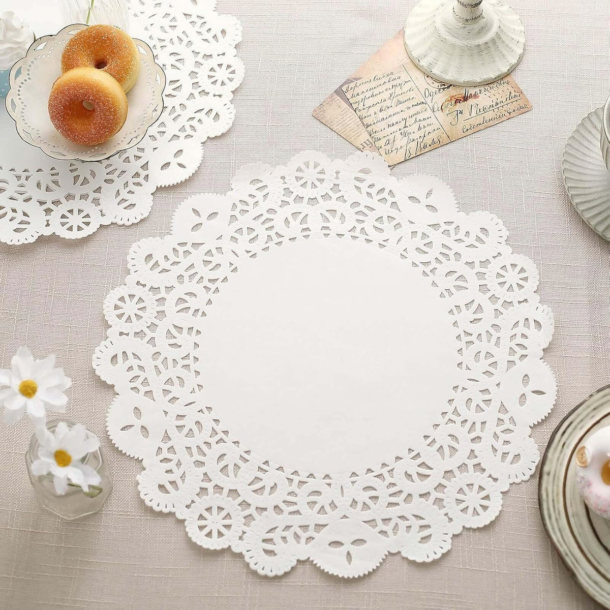Efavormart 100 Pack Round White Paper Doilies, Food Grade Lace Paper Placemats - 14"