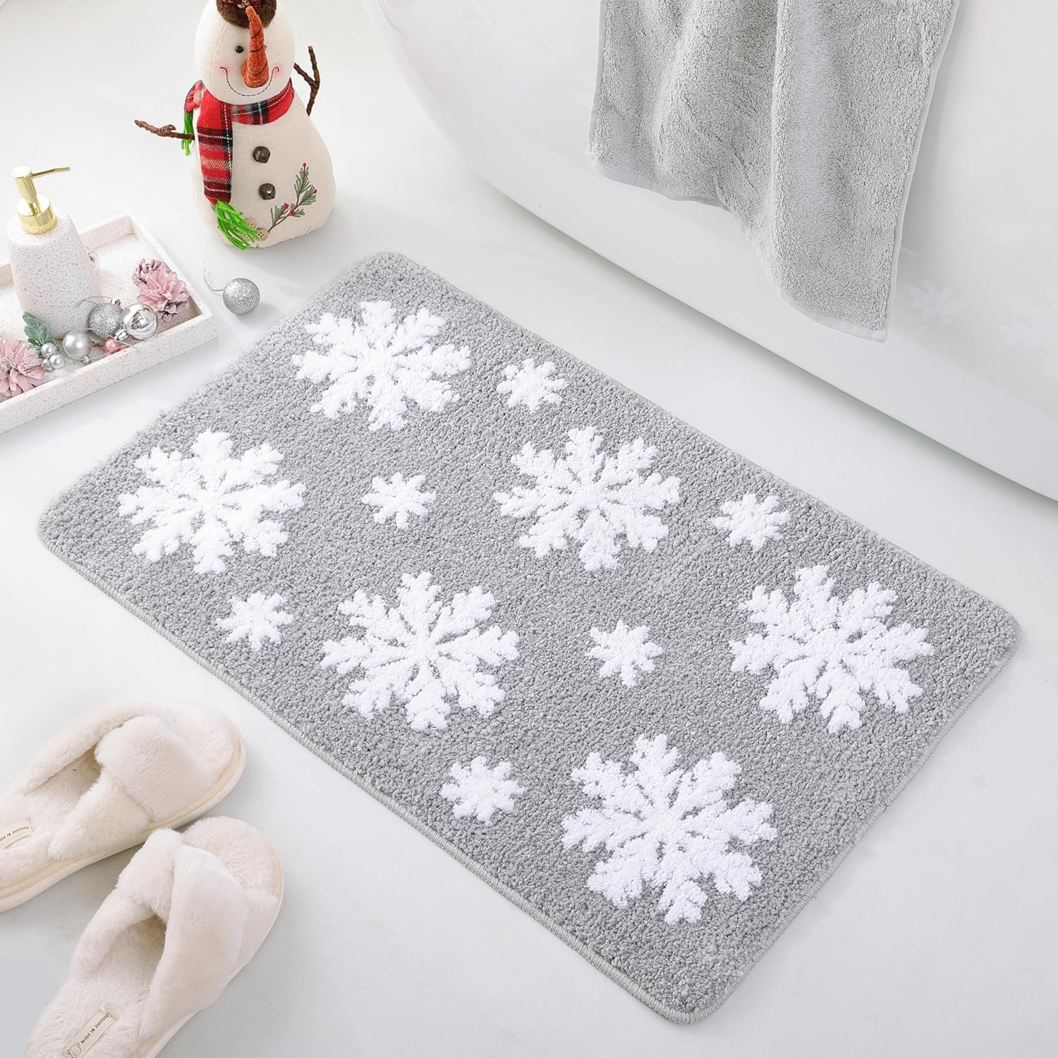 Christmas Grey Snowflake Bath Mat for Bathroom - Cute Absorbent Washable Bathroom Rugs with Non Slip Backing - Fun Snowflake Bathroom Mat for Christmas Decorations