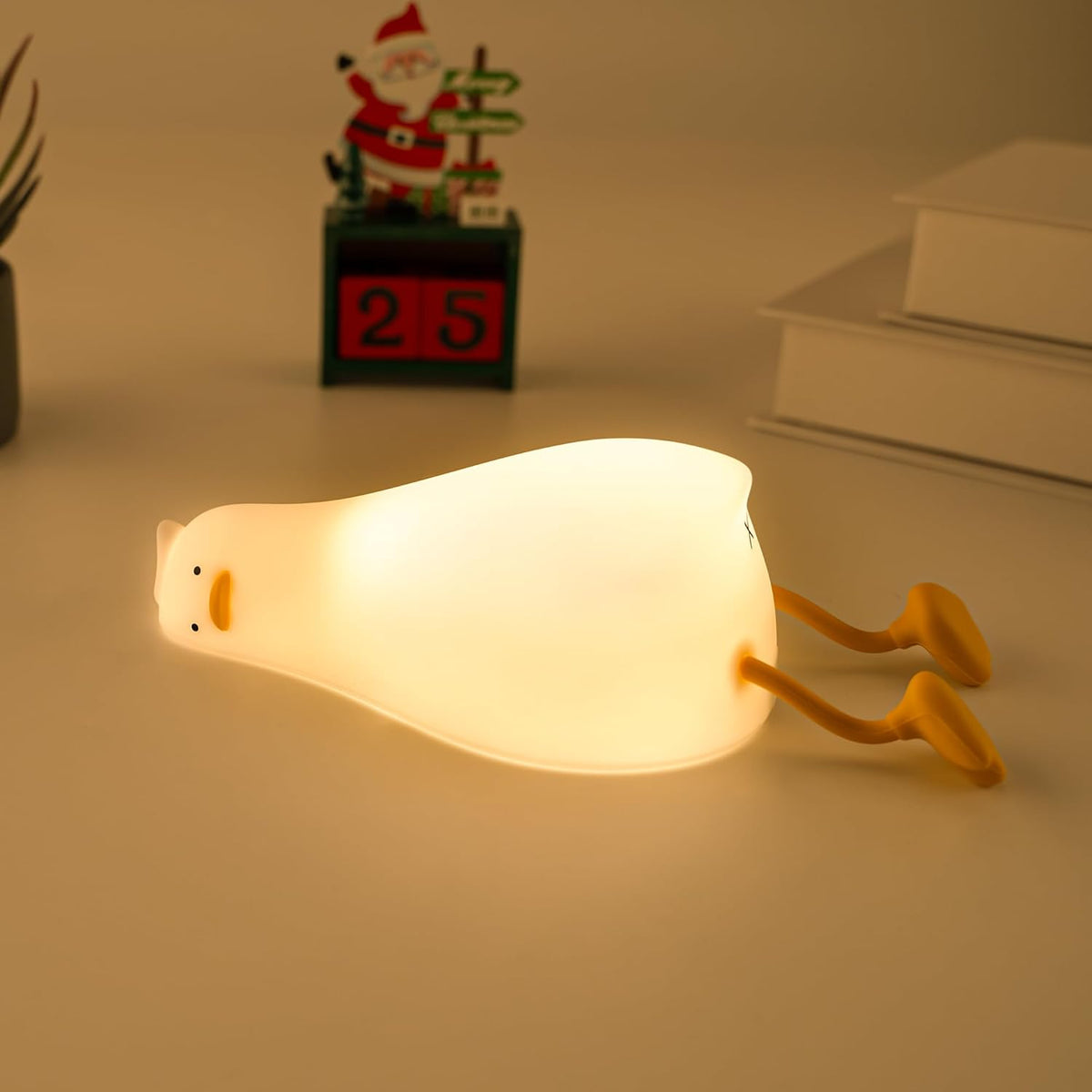 UENEEDE Lying Flat Duck Lamp, 3 Level Dimmable Rechargeable Silicone Night Light, Benson Duck Cute Squishy Touch Sensor Bedside Lamp for Nursery, Breastfeeding, Kids Room Decor