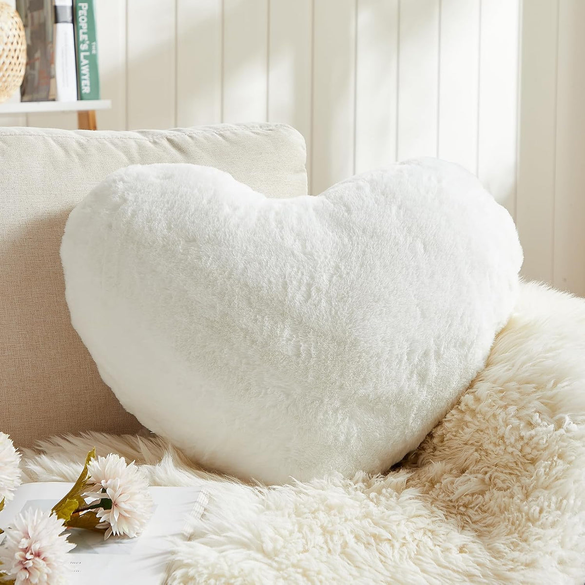 Heart Pillows for Valentine's Day, White Heart Shaped Pillows, Ultra Soft Small Cute Fluffy Pillows, Love Throw Pillows Gifts, Women Girls Living Room Decor 10x13 Inch