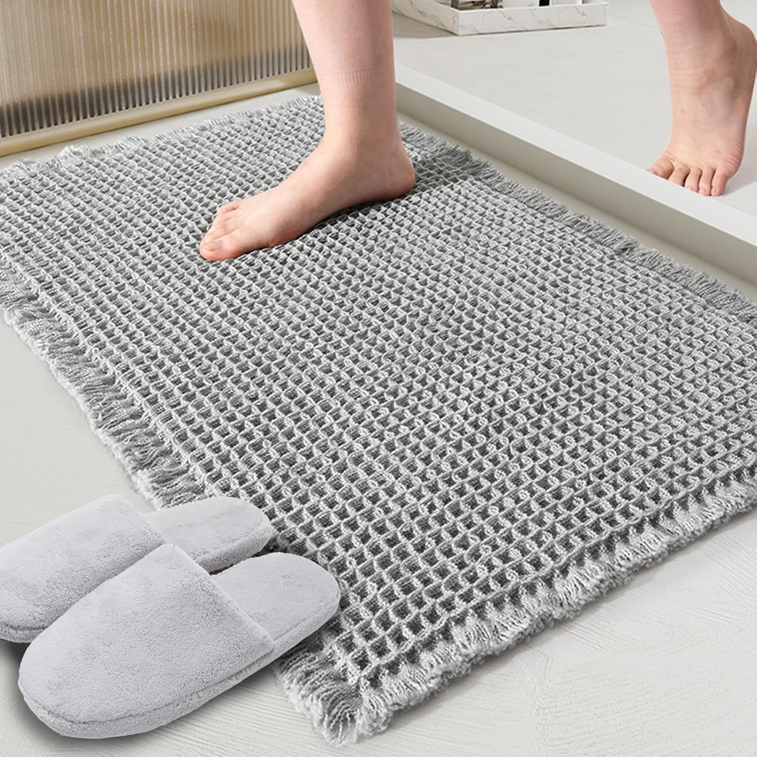 Grey Waffle Bath Mat,Super Absorbent Non Slip Bathroom Rug,Gray 18x30inch,Machine Washable Ultra Soft Floor Mats