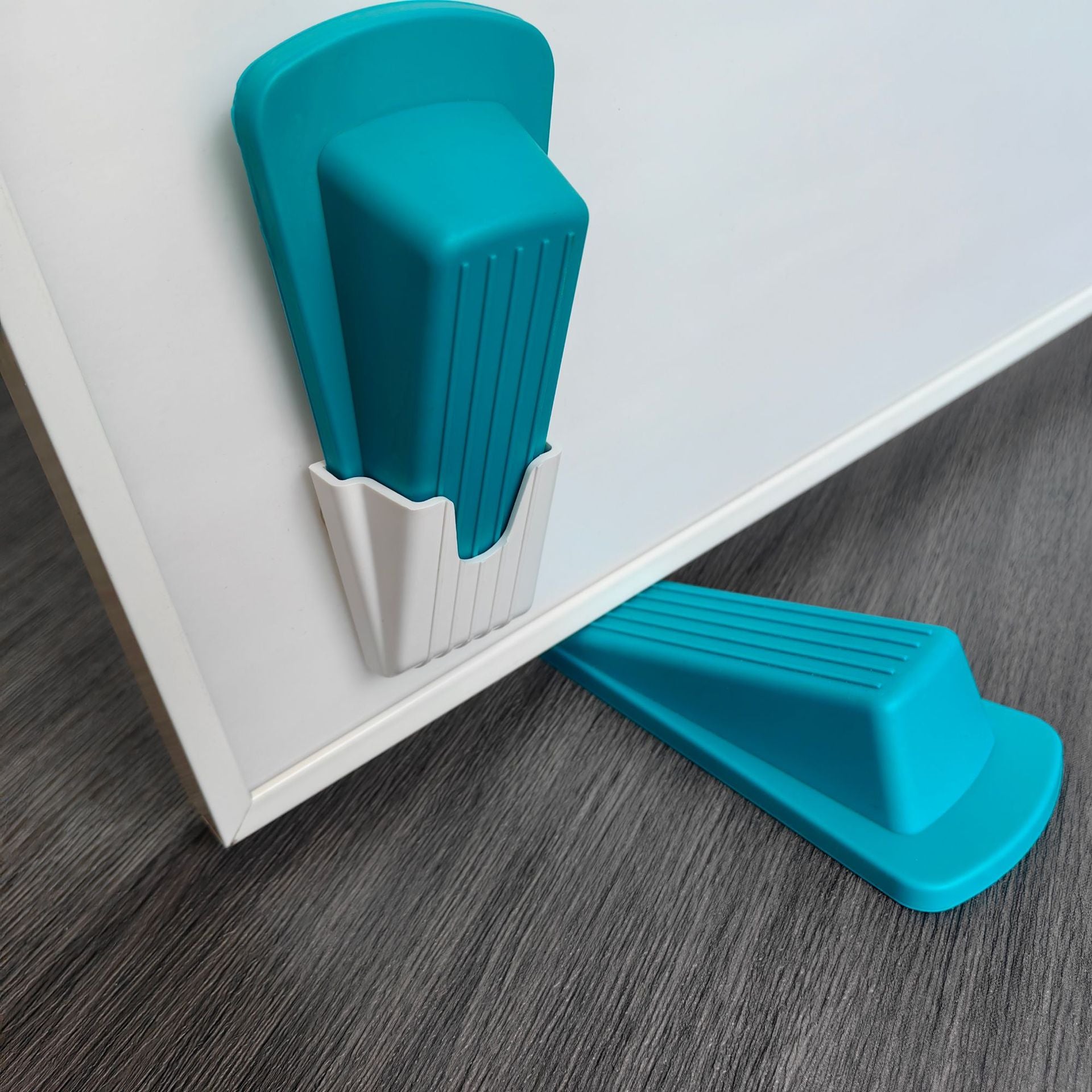 Door stopper, door stopper, combination storage box, eco-friendly TPR material, door top, safety and anti-collision, white storage box, residue-free glue, 12.4 cm * 3.5 cm * 3.5 cm