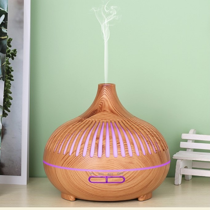 (2-Pack) 550ml Wood-Grain Ultrasonic Aroma Diffuser and Humidifier with 7-Color LED Night Light and Timer for the Bedroom – Light Wood
