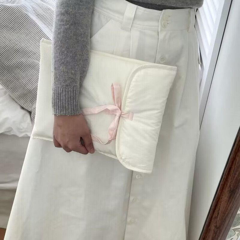 1PC Ballet Pink Bow Quilted Laptop & Tablet Sleeve – Fits 11-inch – White