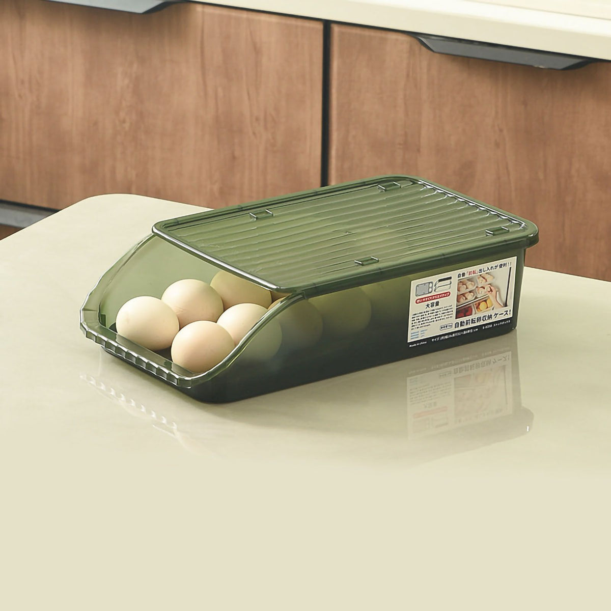 Egg Storage Box Plastic Automatic Rolling Transparent Thickened Grooved Egg Storage Container for Refrigerator Kitchen Green