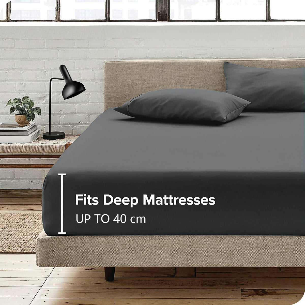 3 Piece Fitted Sheet Set- Fitted Sheet & Pillowcases -Breathable Bedding - Wrinkle, Fade, Stain Resistant- 40cm Deep Pocket Fitted Bed Sheet Set(Dark gray,Double)