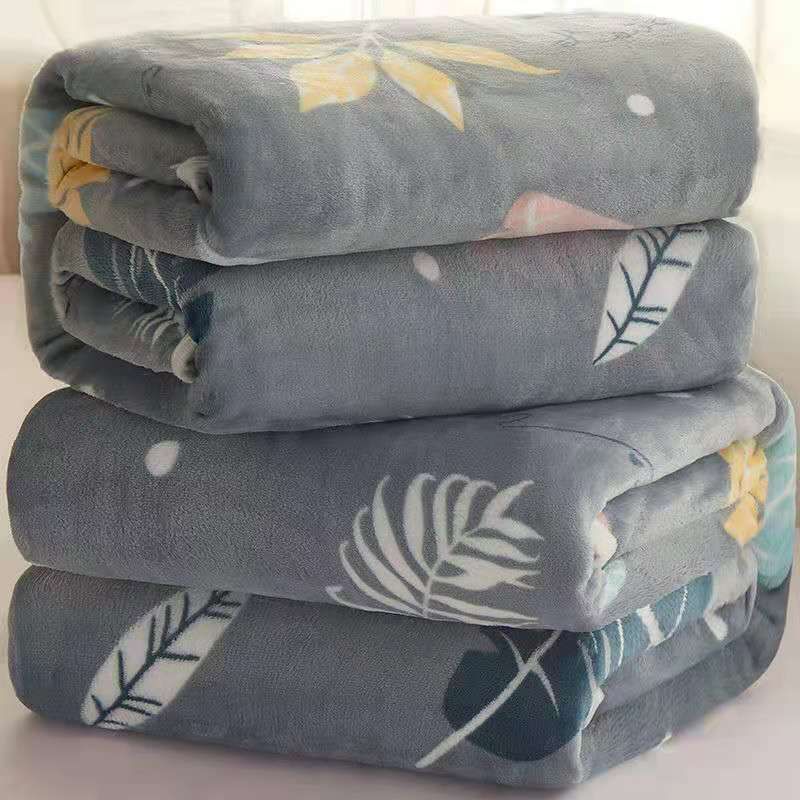 Flannel Blanket Polyester Geometric 120x200cm Ye Language 200*230cm about 1.6kg