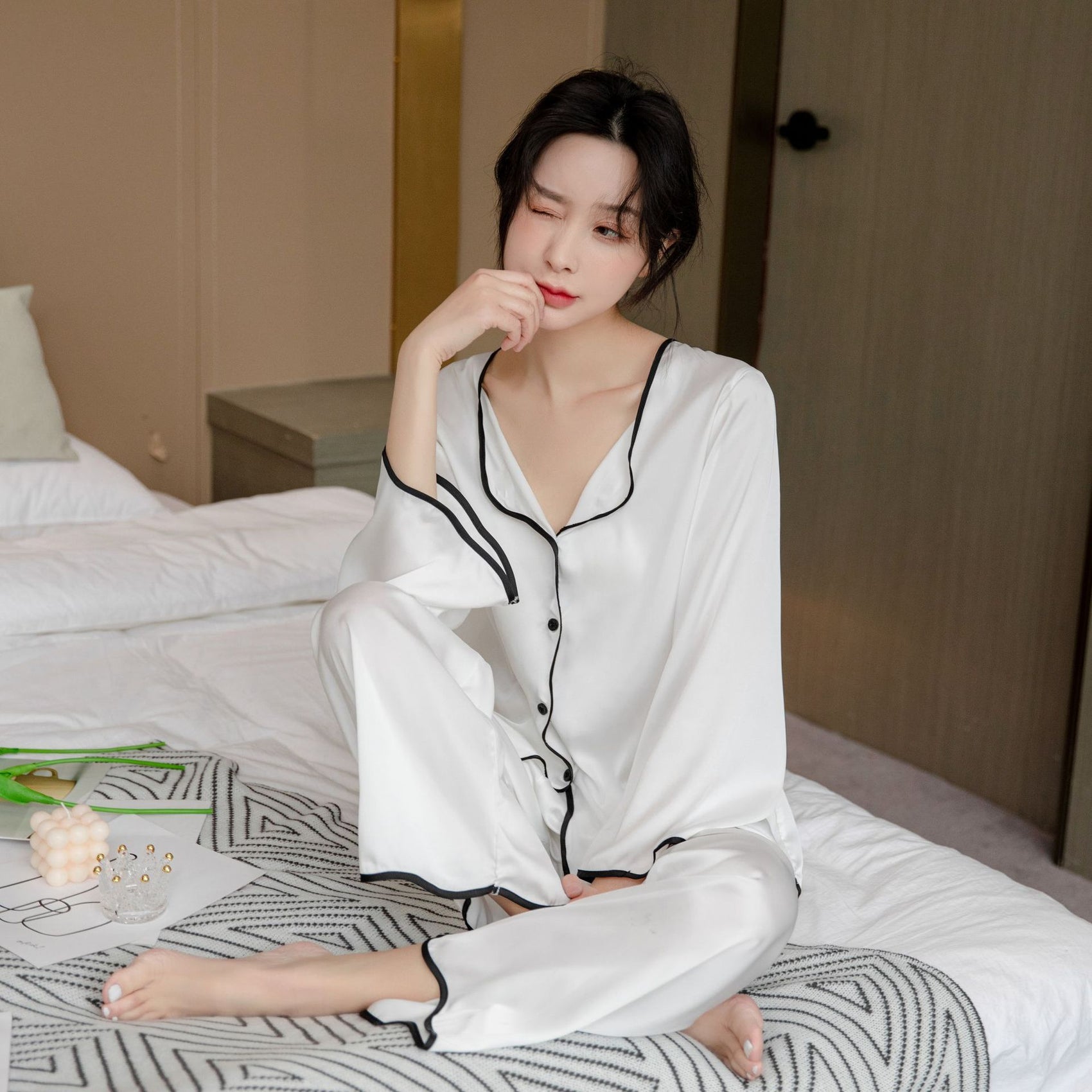 Ming Yu Ya Si Ice Silk Pajamas Set Long Sleeve White