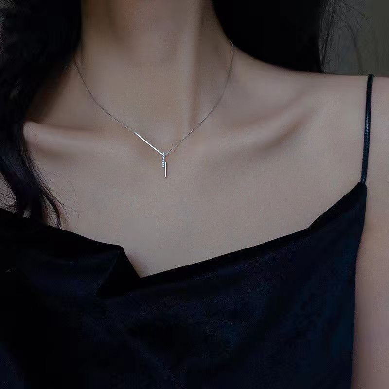Necklace Women Alloy Bow Water Wave Chain Simple necklace