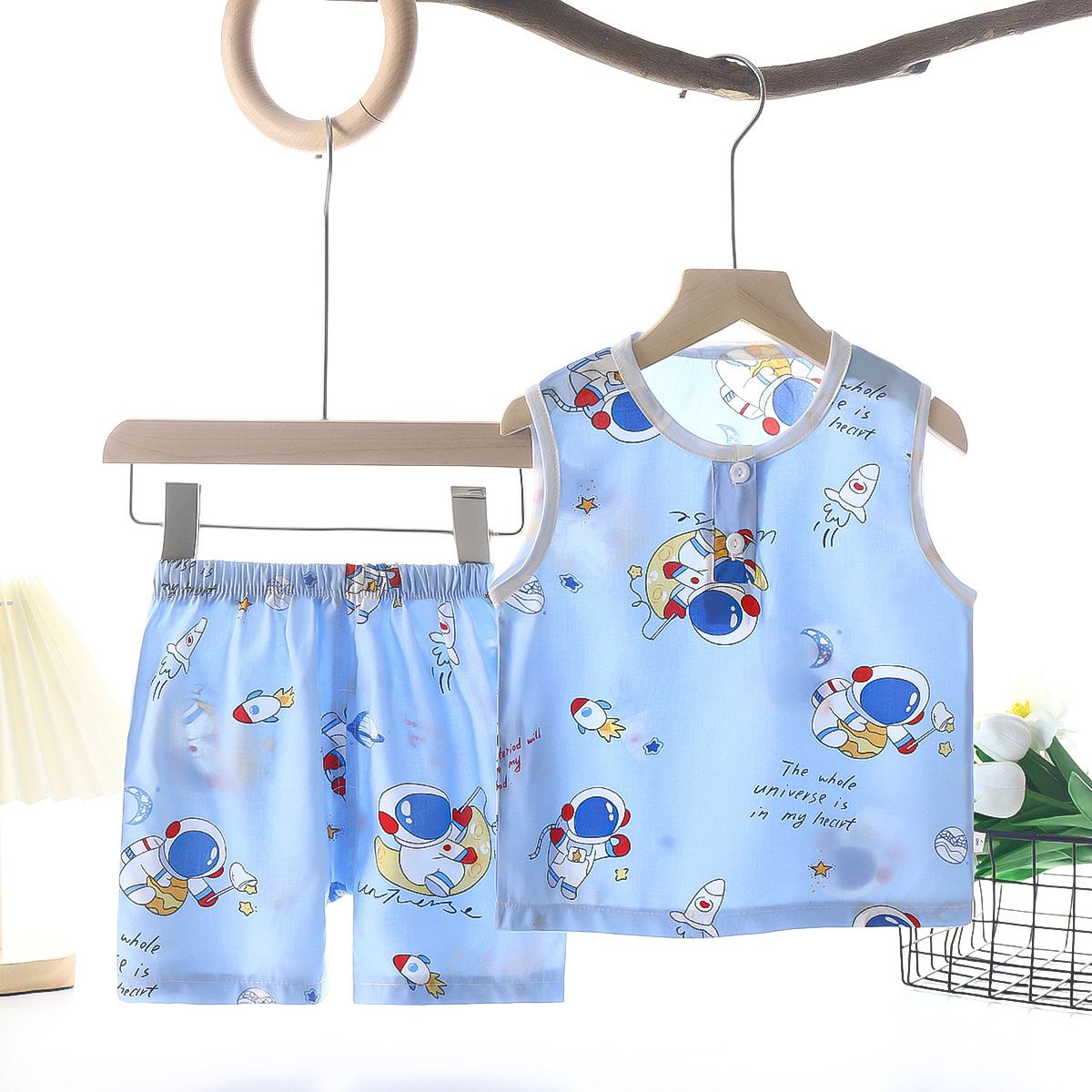 Tong Xinyuan Kids Cotton Silk Vest Set Shorts (Blue) Outer Space Man Cotton Vest Set 130cm
