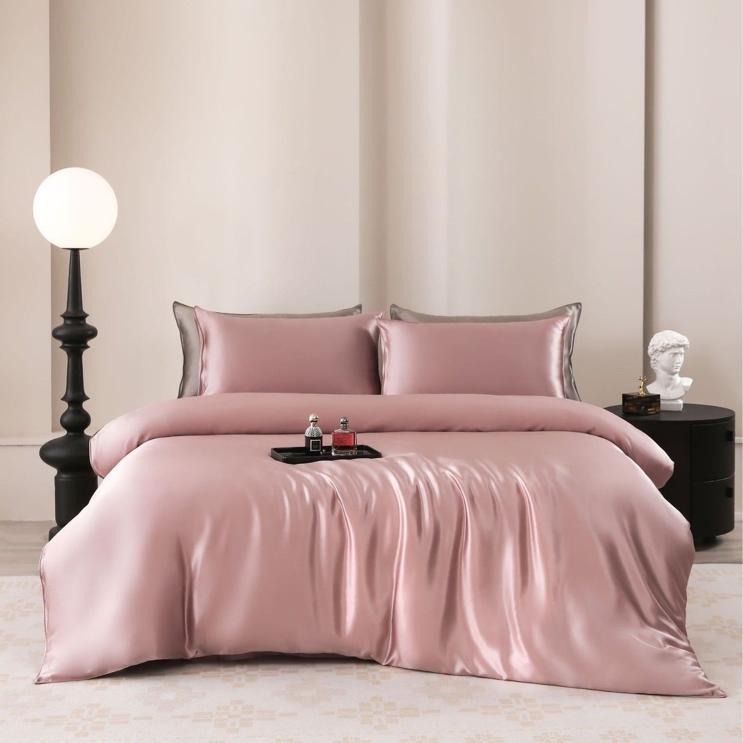 Oval Silk Workshop 22 Momme Silk Four Piece Set 1.5 m bed (2x 2.3 m quilt cover 2.3x 2.5 m bed sheet)