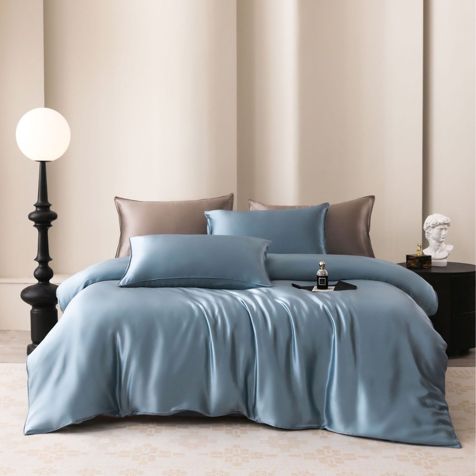 Oval Silk Workshop 22 Momme Silk Four Piece Set 1.5 m bed (2x 2.3 m quilt cover 2.3x 2.5 m bed sheet)