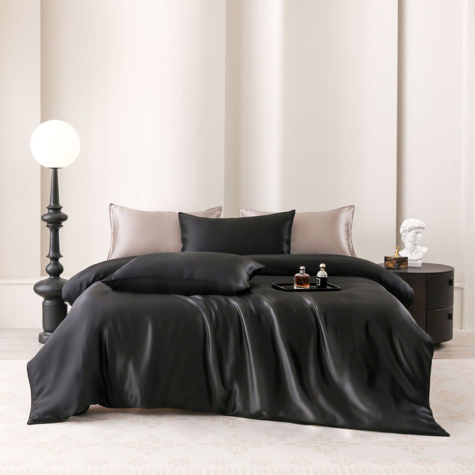Oval Silk Workshop 22 Momme Silk Four Piece Set 1.8 m bed (2x 2.3 m quilt cover 2.3x 2.5 m bed sheet)