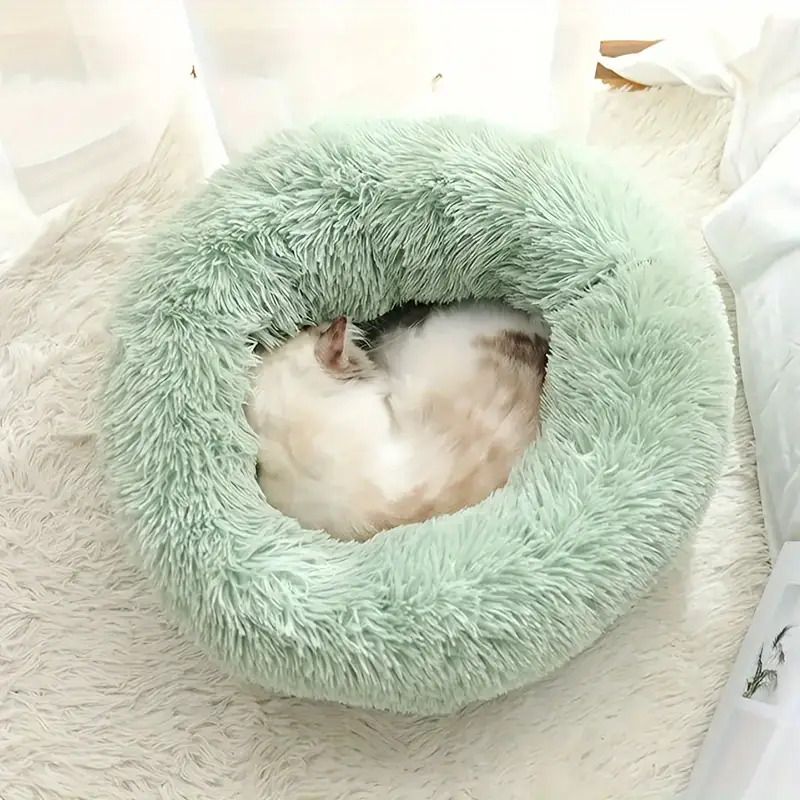 Plush Pet Nest Soft Donut Cat Bed – Cozy Round Couch for Cats and Small Dogs, Comfortable Sleeping Spot for Warmth and Deep Sleep, Suitable for Indoor Home Use (L, Green)