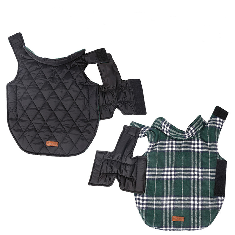 Reversible Winter Dog Coat with Plaid and Quilted Sides, Warm Cotton-Filled Vest for Outdoor Walks, Adjustable Velcro Straps for a Secure Fit (L, Green)