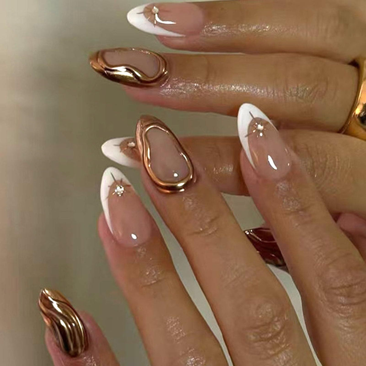 Luxury Almond Press-On Nails For Women, Ideal For Daily Wear & Special Occasions (rose gold)