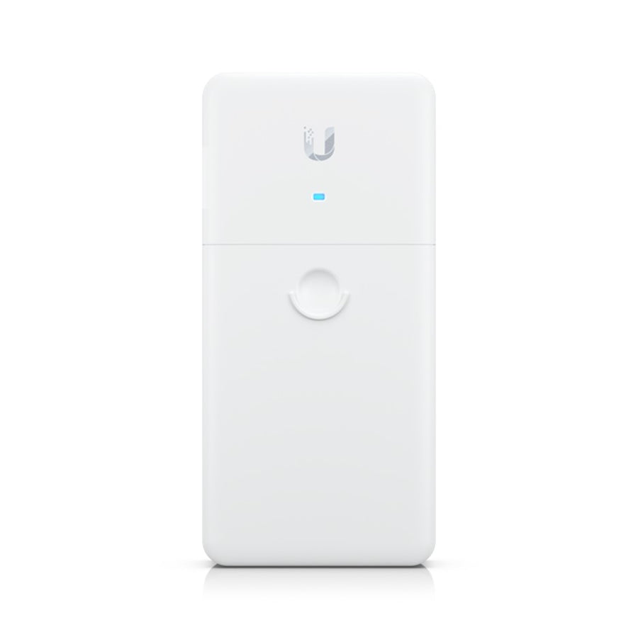 UBIQUITI Long-Range Ethernet Repeater receives PoE/PoE+ and offers passthrough PoE output