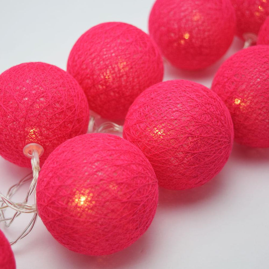 1 Set of 20 LED Red 5cm Cotton Ball Battery Powered String Lights Christmas Gift Home Wedding Party Bedroom Decoration O