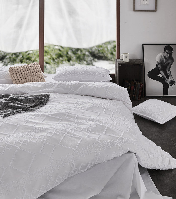 Tufted Ultra Soft Microfiber Quilt Cover Set - Double - White