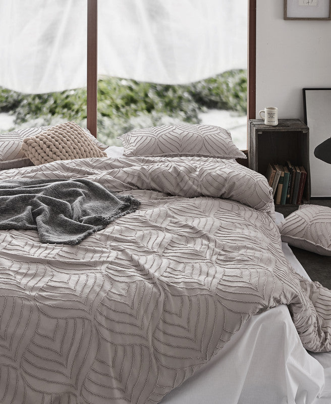 Tufted Ultra Soft Microfiber Quilt Cover Set - Queen - Beige