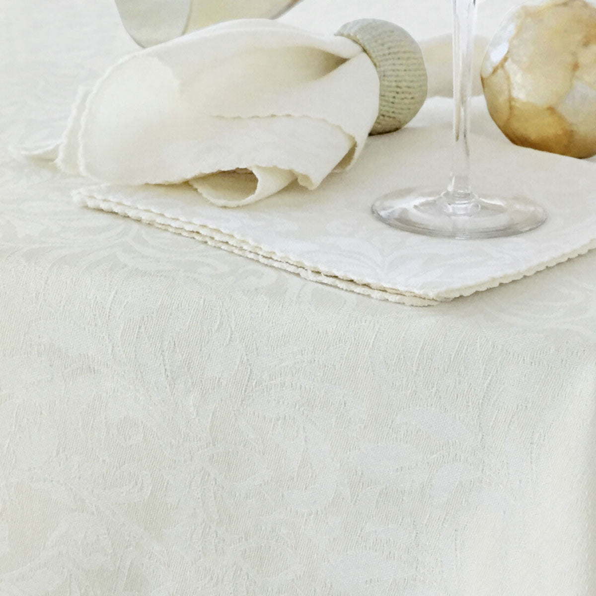 Damask Embossed Tablecloth 160 x 260 cm Bright White (aka Gardenia or Marshmallow)