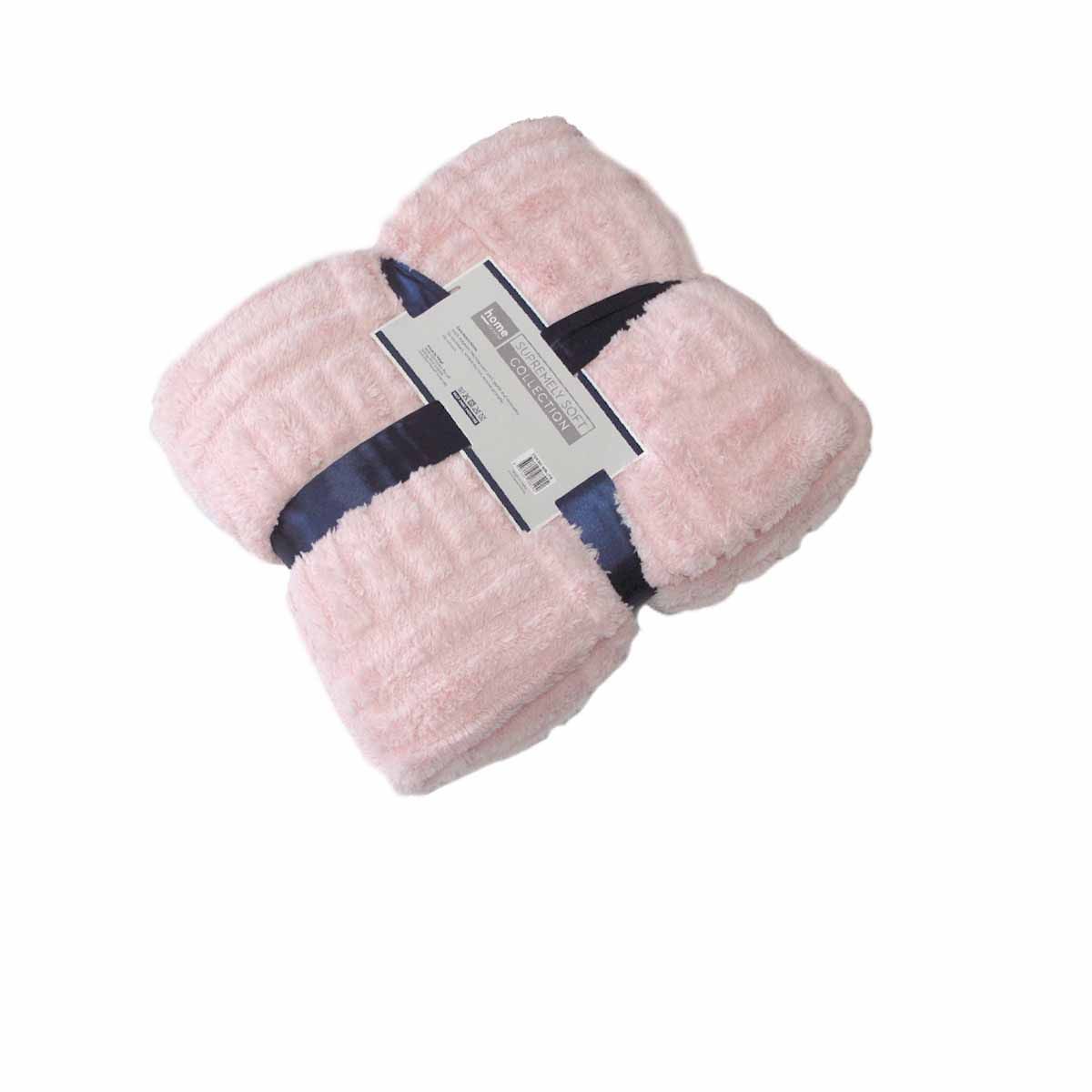 Troy Pattern Coral Fleece Extra Large Throw / Single Sized Blanket 150 x 200 cm Pink