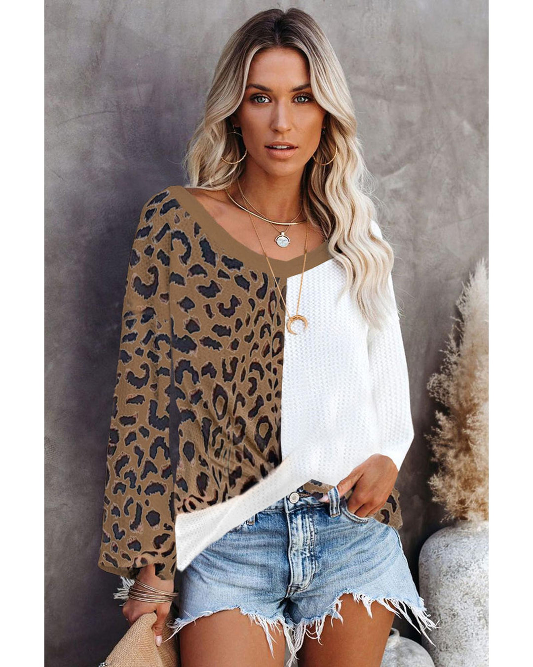 Brown Leopard Contrast Waffle Knit Twist Hem V Neck Top - L