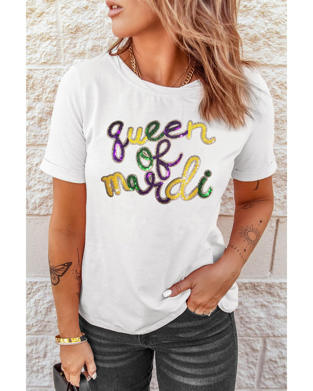 White queen of mardi Sequin Letter Graphic T Shirt - XL