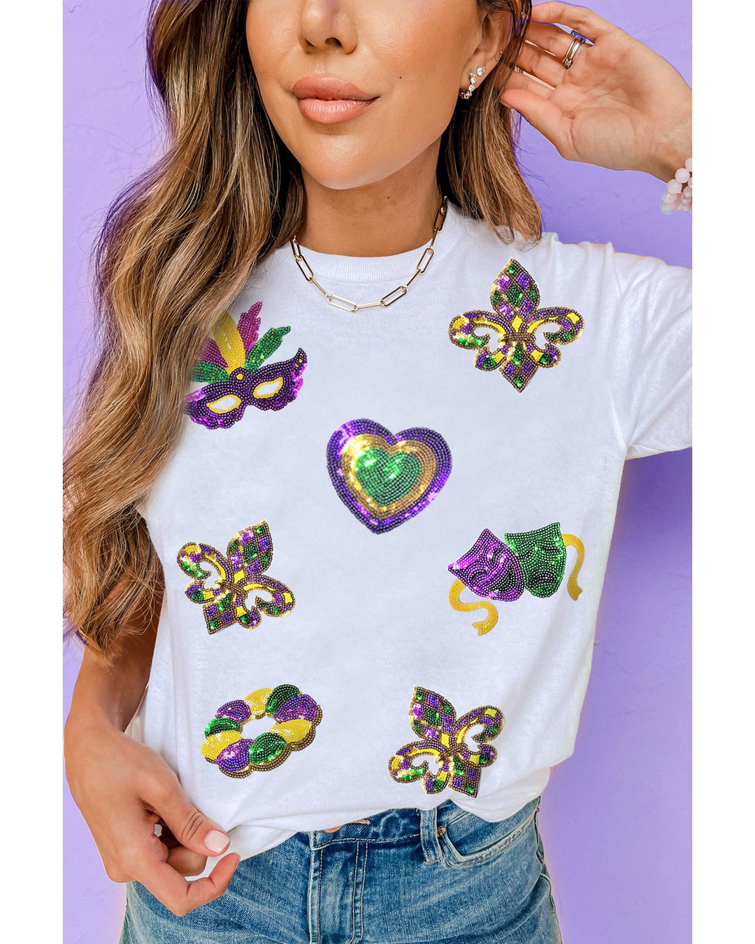 White Sequined Mardi Gras Symbolic Pattern Casual Tee - M