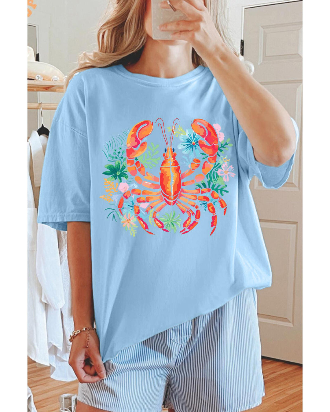 Light Blue Floral Summer Lobster Graphic Tee - 2XL