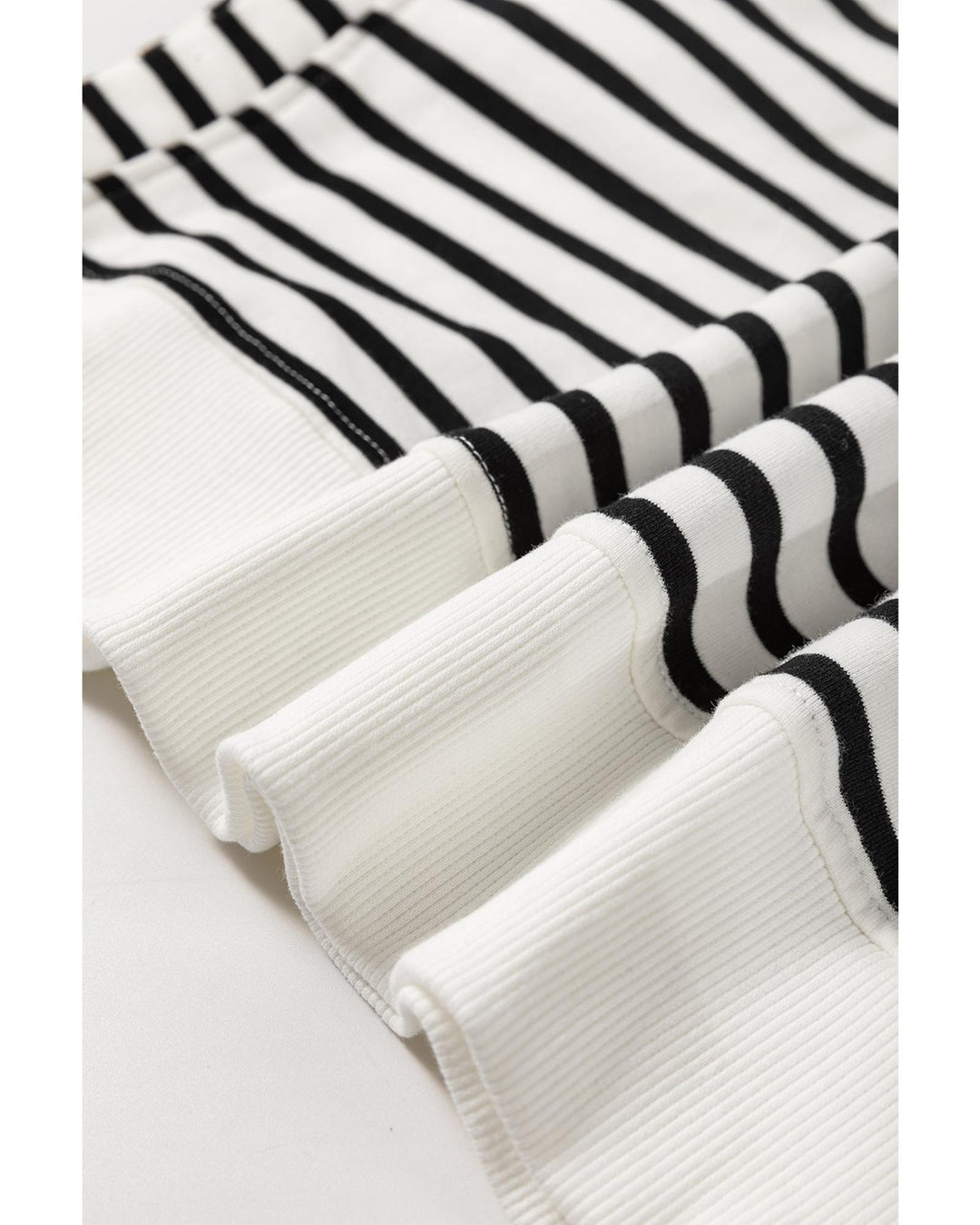 Black Stripe Raglan Sleeve Side Slits Loose Sweatshirt - L