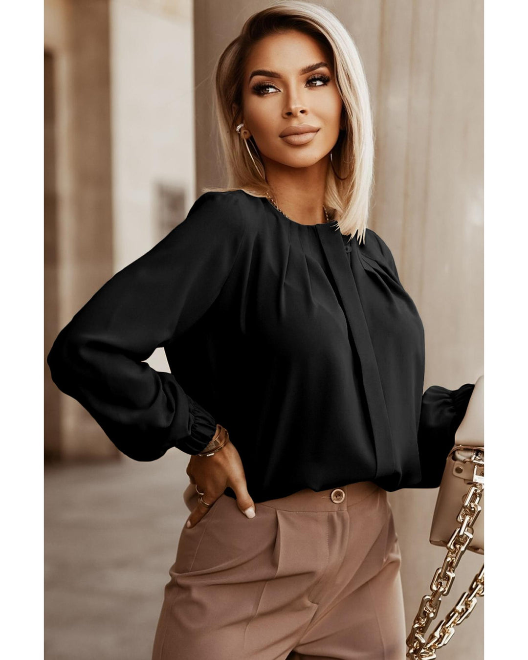 Black Crew Neck Gathered Stretch Cuff Shirt - L