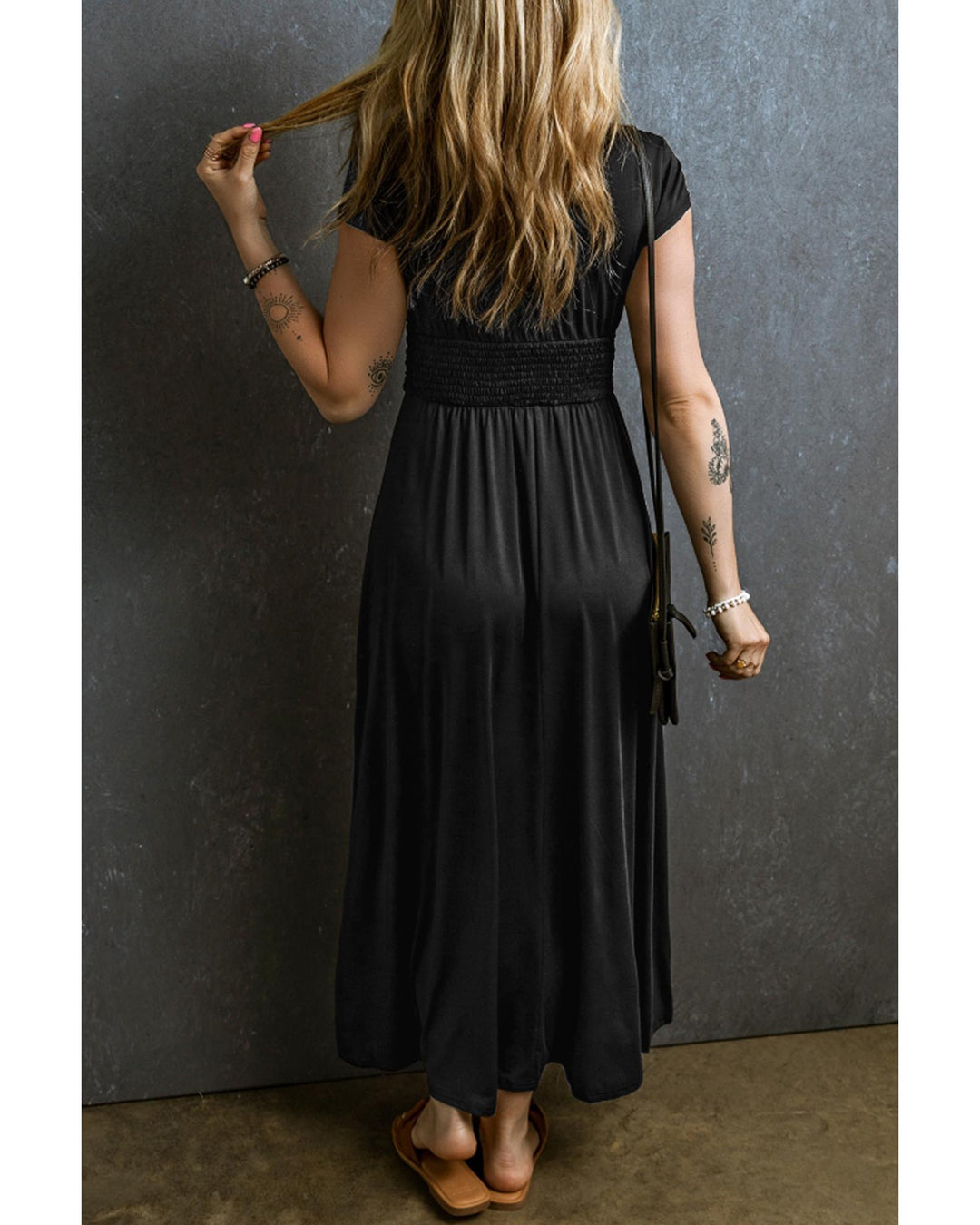 Black Short Sleeve Shirred High Waist V Neck Maxi Dress - XL
