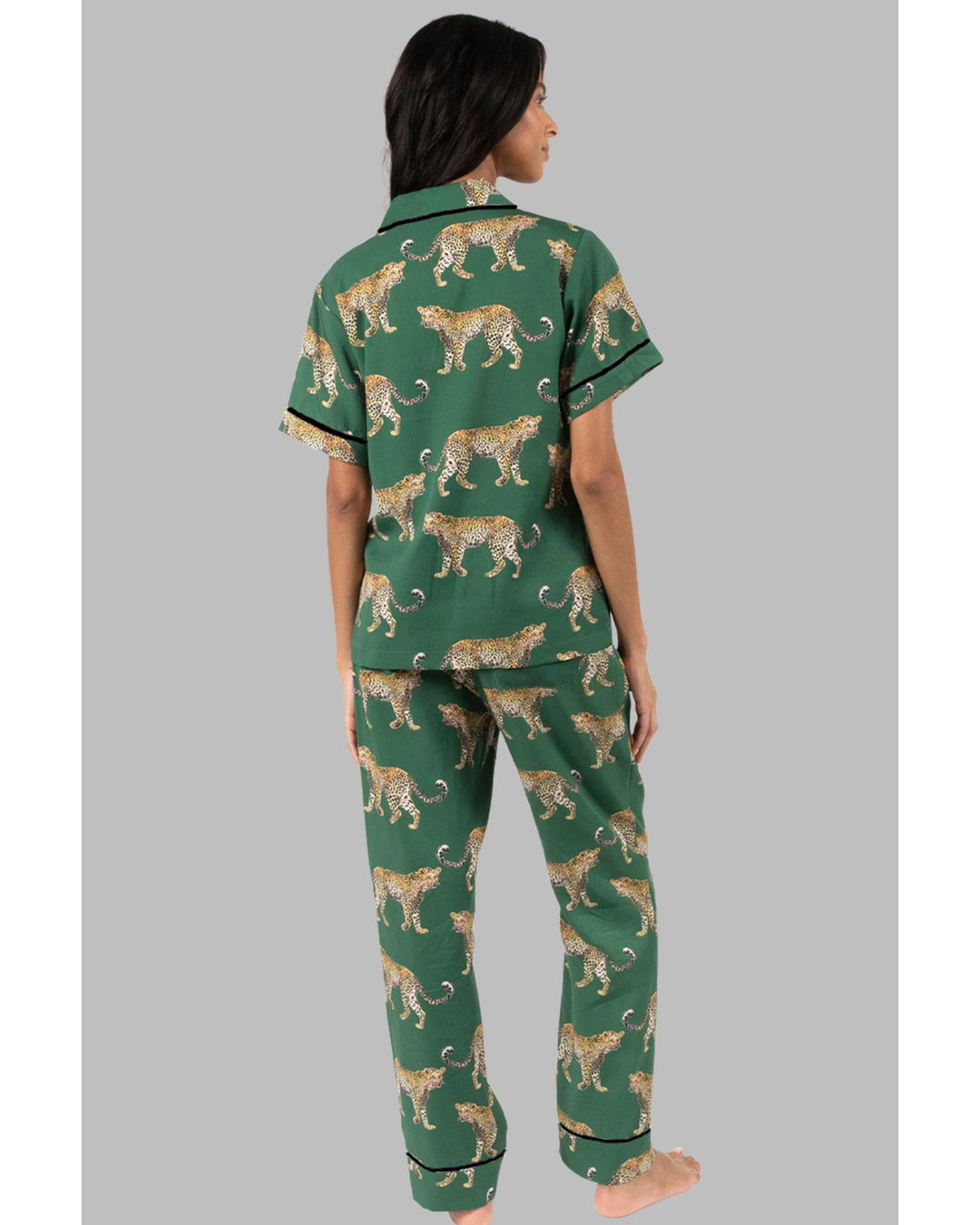 Green Cheetah Print Short Sleeve Shirt and Pants Pajama Set - L