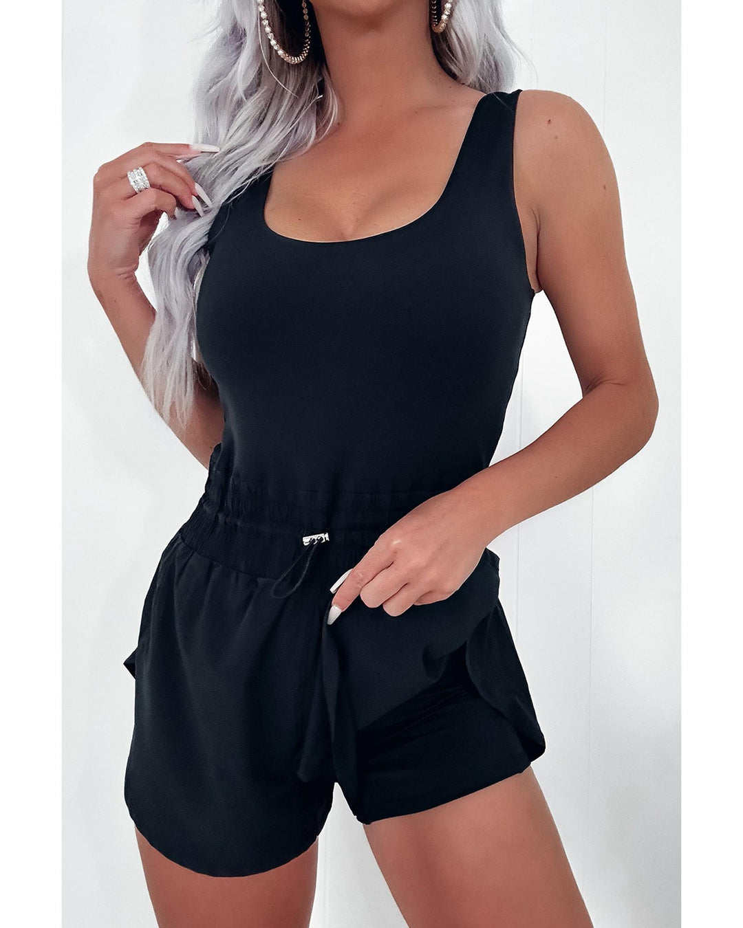 Black Plain Sleeveless Loop Drawstring Cinched Waist Romper - M