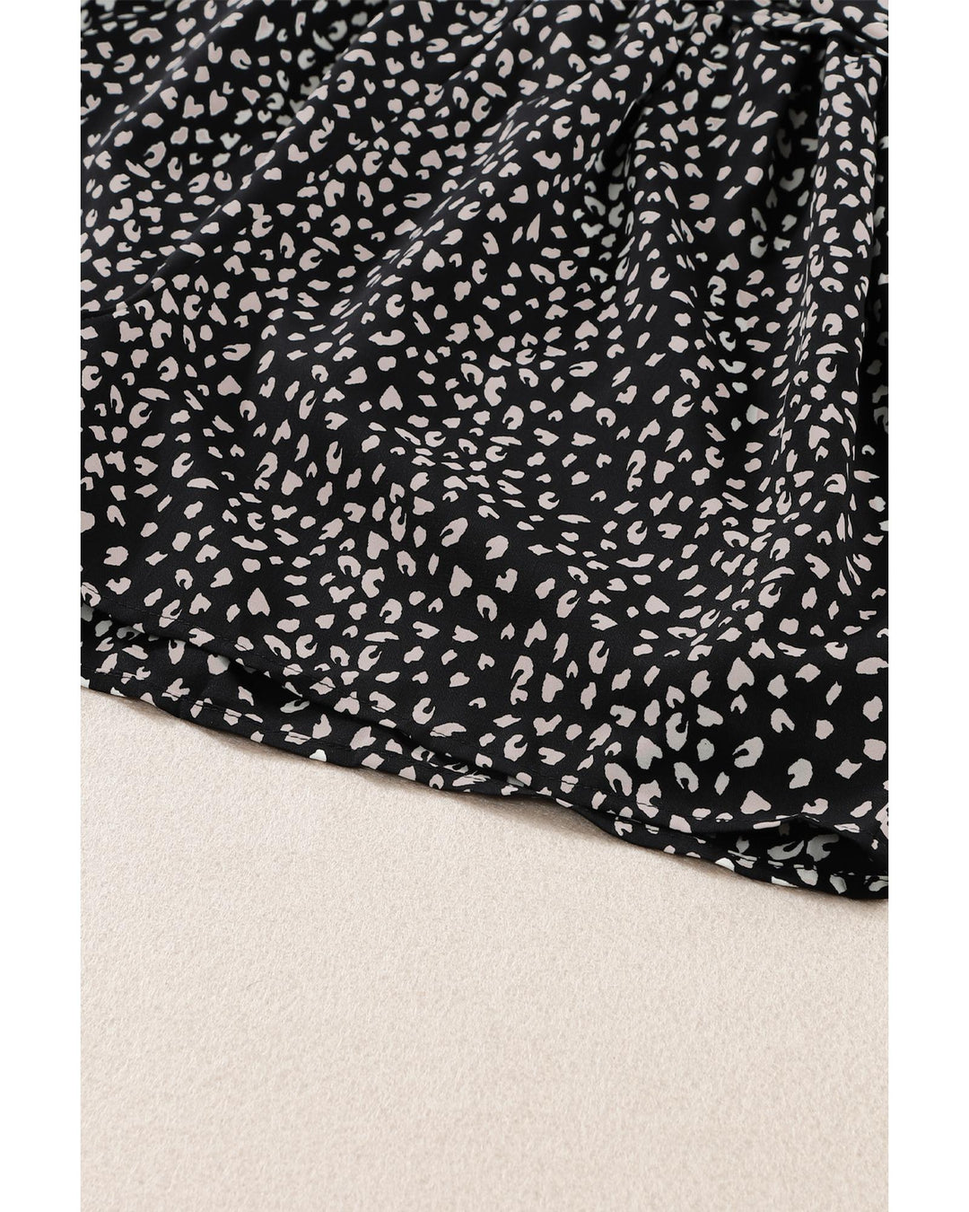 Black Leopard Print Belted V Neck Short Sleeve Romper - M