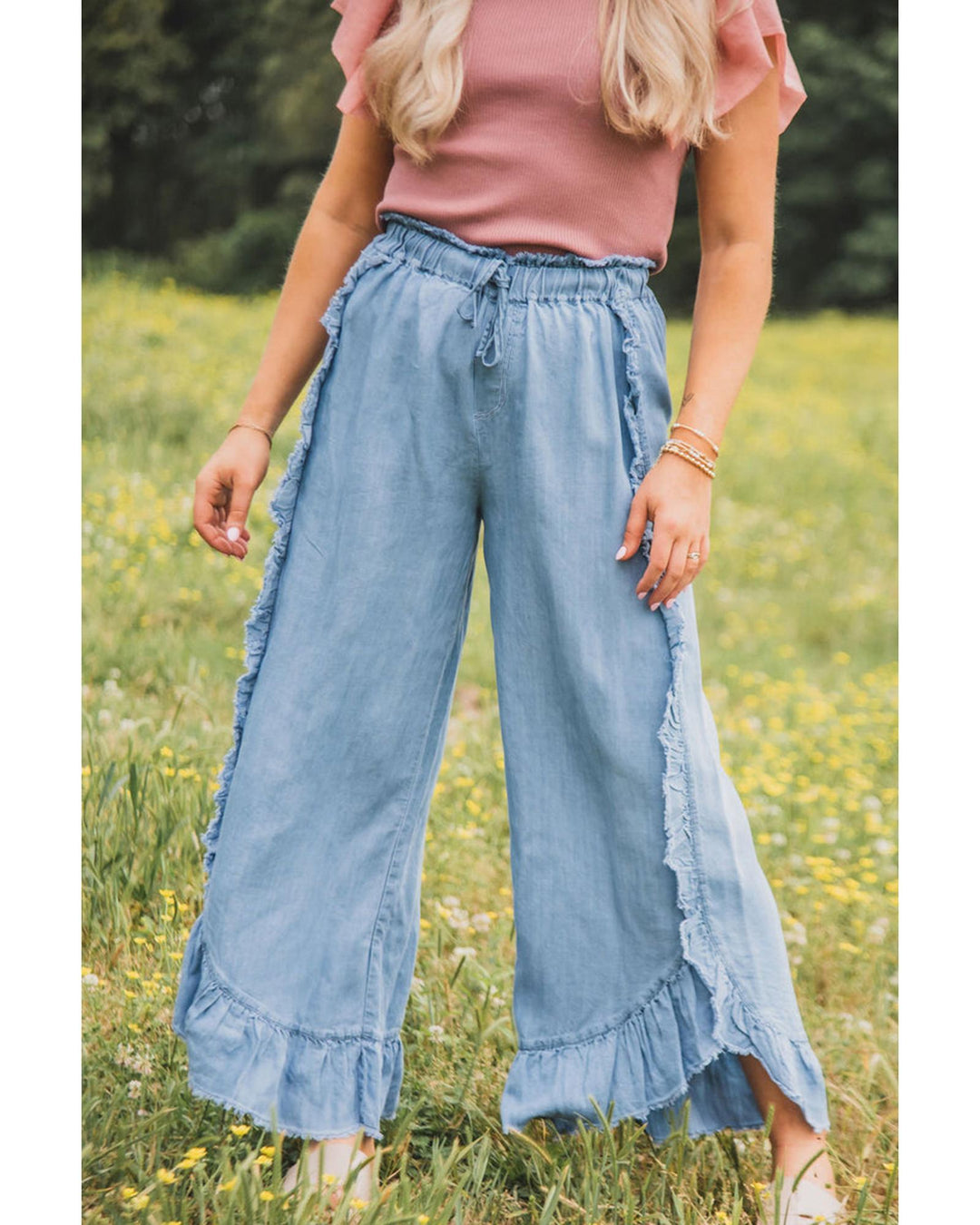 Myosotis Light Wash Raw Hem Ruffled Wide Leg Jeans - 6 US