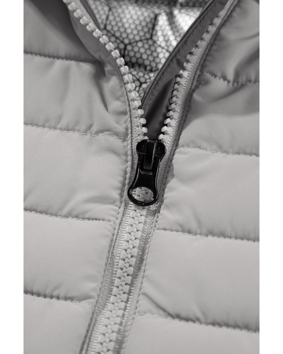 Silvery Plush Collared Quilted Zipped Puffer Vest - L