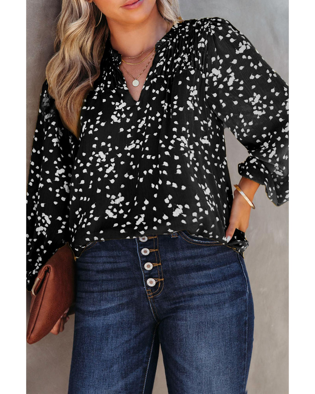 Black Plus Size Floral Print Ruched Split Neck Blouse - 1X