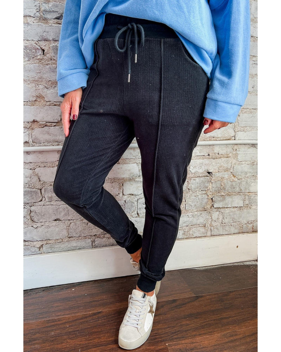Black Plus Size Textured Exposed Seam Drawstring Jogger Pants - 1X