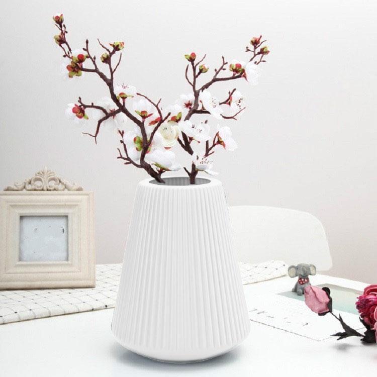 Decorative Wet and Dry Flower Vases for Creative Home Furnishings - Milk White