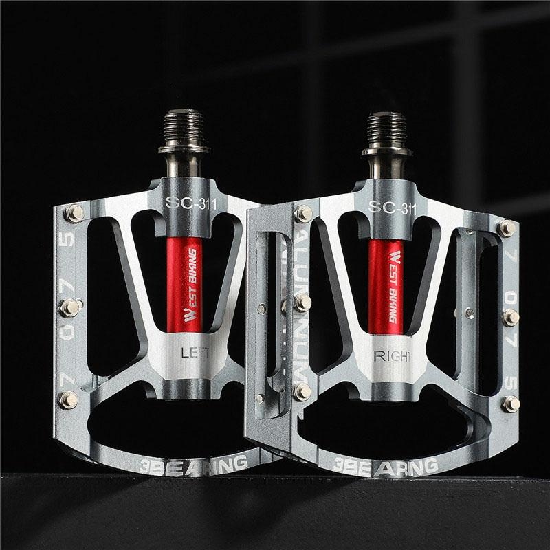 A Pair Of Lightweight Aluminum Mountain Bike Pedals - Silver
