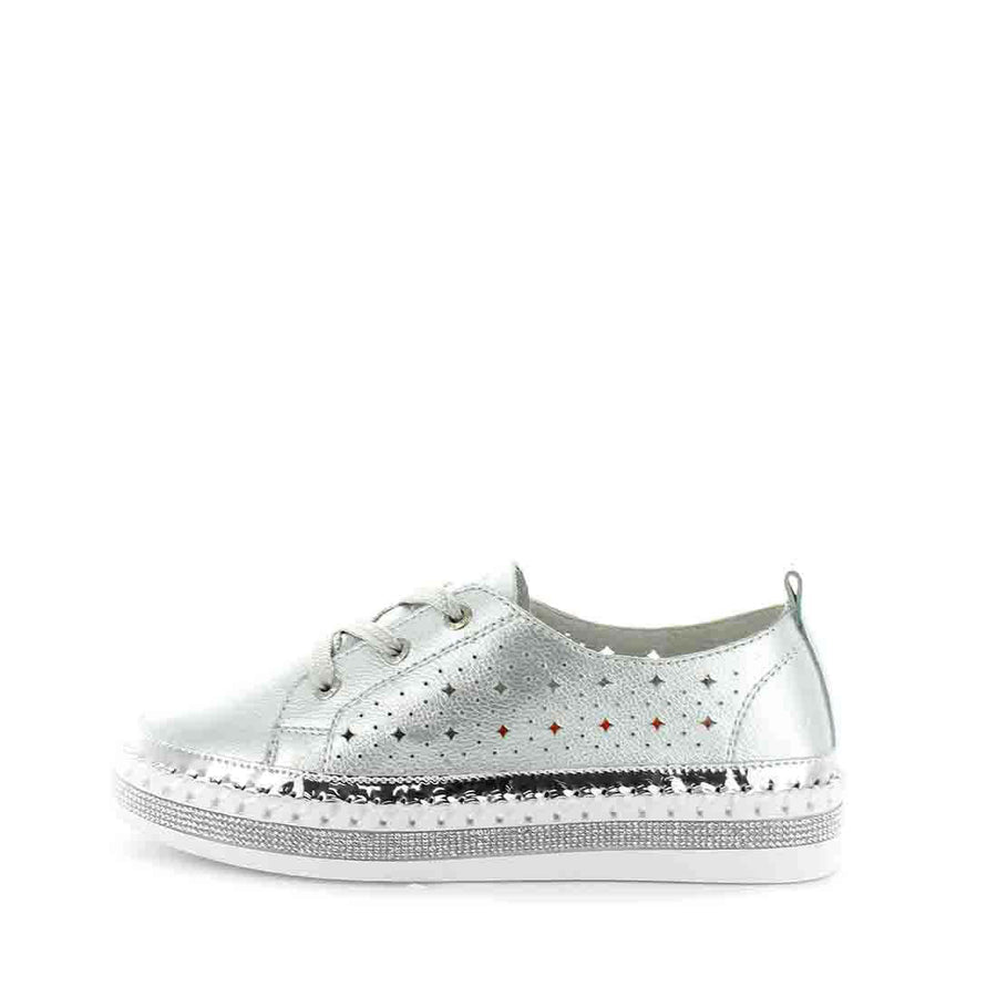 JUST BEE Women's CASINI Flats Silver 38EU