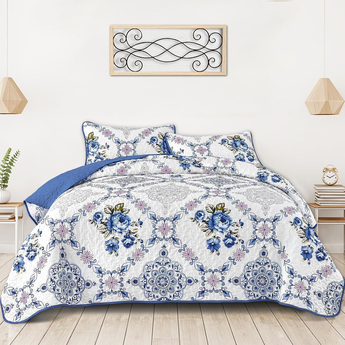 Rich white blue Elegant 3 Pc Bedspread & Pillow Cover Set