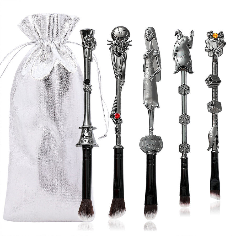 5-Piece Gothic Skeleton Jack Makeup Brush Set - Halloween Horror-Themed Metal Eyeshadow Brushes for Creative Festive Gif