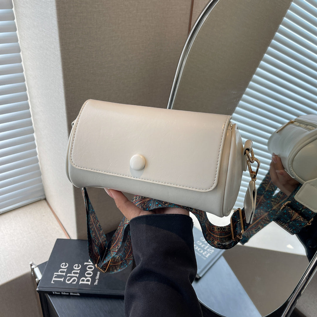 Beige Vintage PU Leather Shoulder Bag with Adjustable Strap - Compact and Stylish