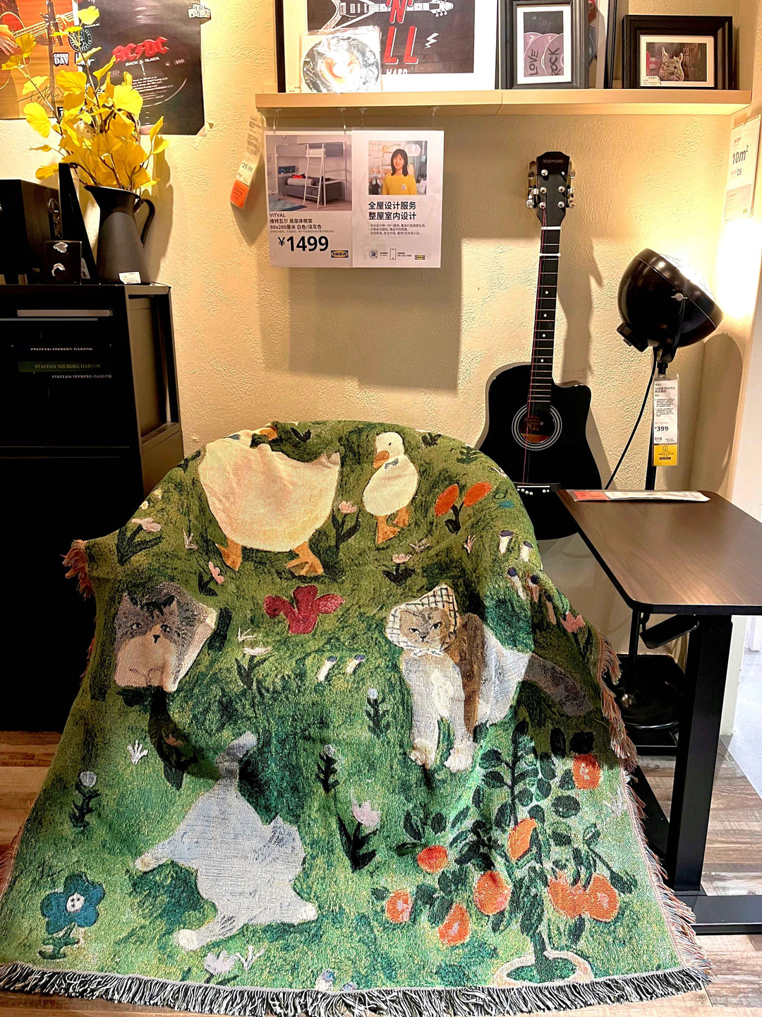 Green Floral Cat Patterned Throw Blanket â€“ Soft and Cozy, 130x160cm with Tassels