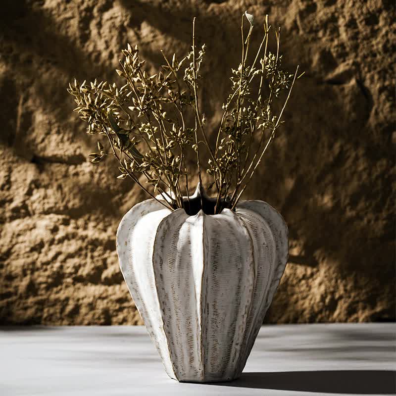 Charming White Ceramic Vase â€“ Stylish Home Decor Accent for Flowers and Decorative Arrangements