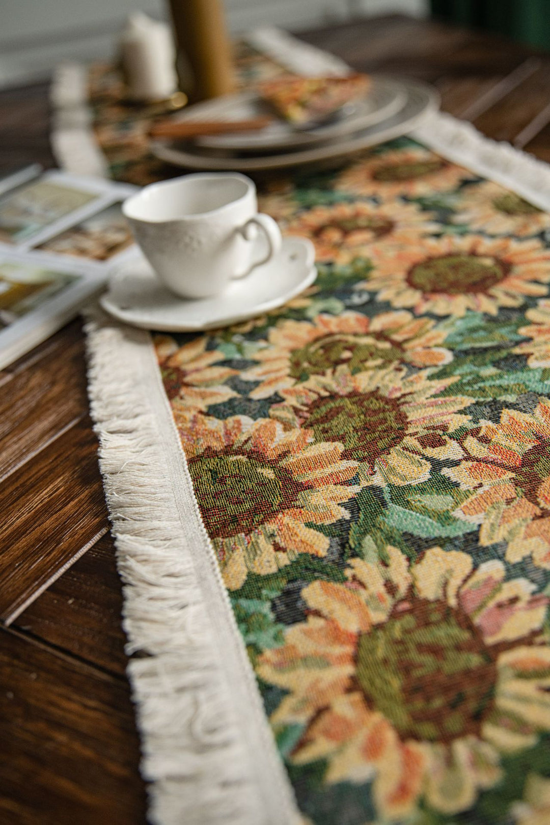Sunflower Table Runner with Fringe - Jacquard Woven Cotton Blend (30x180cm)