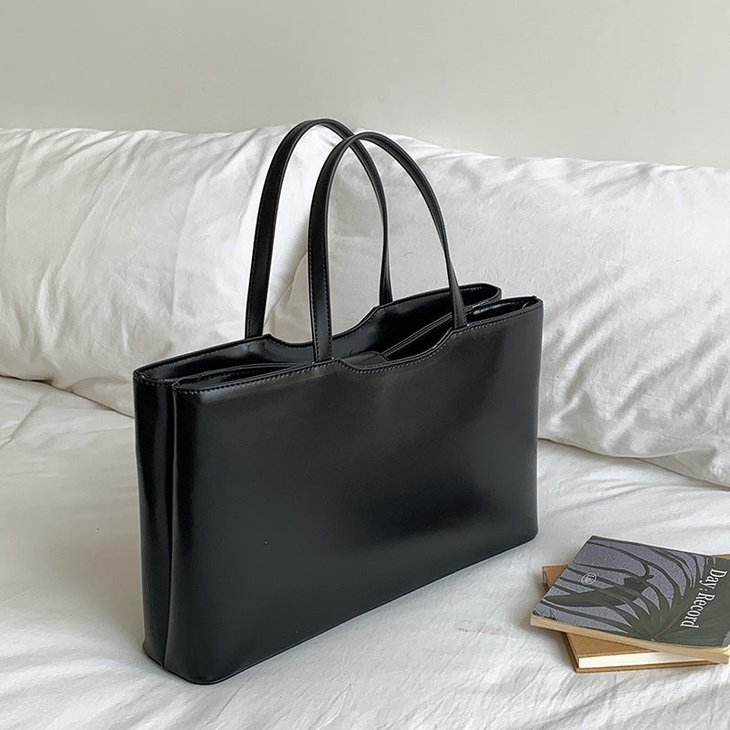 Black Large Capacity Tote Bag - Minimalist PU Leather Handbag for Daily Commute